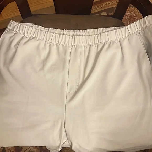 Greg Norman  2 pair Men’s Pull-On Short 4 Way Stretch NWT Size XXL - Picture 11 of 12